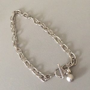 Guess brand choker necklace